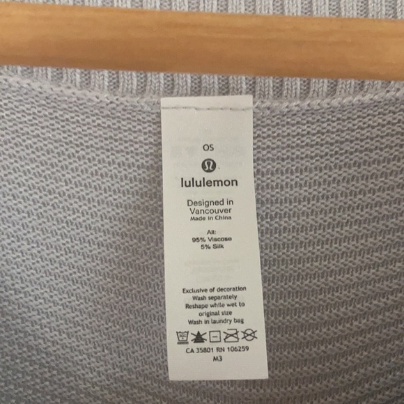 Lululemon Forward Flow Poncho Gray O/S - Picture 4 of 6